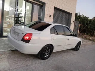  1 هواندي افانتي موديل 2006