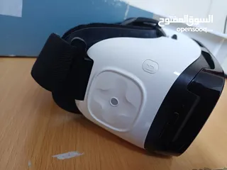  7 Samsung GEAR VR