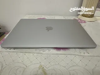  2 MacBook 2020 للبيع