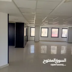  5 مكاتب جديدة للايجار مساحات واسعة