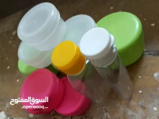  2 علب خلطات وزيوت تجميل