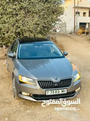  7 سكودا سوبير بنزين 4/4  280حصان اقتصاديه جدا المحرك الجديدللبيع سكودا سوبرب 2019