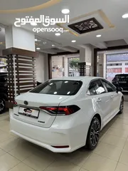  4 تويوتا كرولا 2022 محرك 1800 كهرباء وبنزين بقوة 170 حصان سياره اقتصاديه جداً ومميز