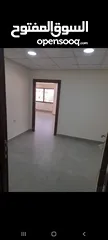  4 مكتب فارغ للايجار