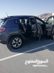  13 جيب كومباس