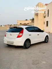  3 هونداي اي ثيرتي