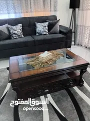  1 طاولات عدد 3 خشب ارابيسك متين وقوي بحاجه دهان