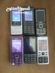  10 Used vintage phones of different brands