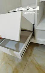  16 غرفه نوم امريكي   اشلي   ثقيله جدا جدا.    سبب البيع السفر  بسعر حرق والله بعوض  الغرفه ماببتعوض