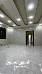  29 شقة جديدة للبيع طابق ارضي مدخل مستقل مع ساحة قصر العوادين