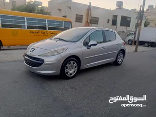  6 بيجو 206جيراوتوماتيك موديل 2011 فحص كامل قاطعه مسافه 110الف فقط
