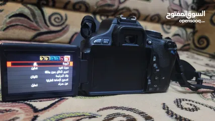  9 عررررطة كاميرا كانون 600d نسبة النضافة 10/10 السعر فقط ب 120 الف ريال يمني لطايع والديه مع الشنطه