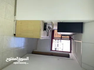  18 مكتب واسع وسط مدينة رام الله للايجار