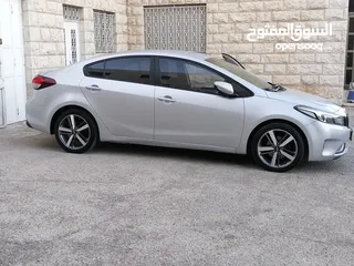  19 كيا K3 / موديل 2017 /فحص نخب / عداد قليل / ماتور 1600 تيربو / ديزل / اقتصاديه