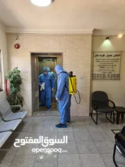  16 للبيع – مجمع تجاري مميز في قلب الفحيص