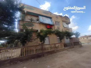  1 منزل للبيع بقرية الكرنك العامريه