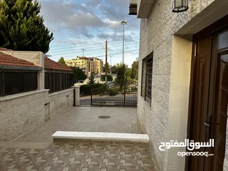  8 شقة أرضية مدخل مستقل للايجار / جزء من فيلا