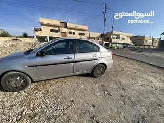  7 للبيع Hyundai Verna 2008-  موتور 1400  - اقتصادية -   حالتها ممتازة   اللون: (فضي ميتاليك )