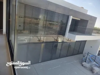  11 ابواب ونوافذ من الامنيوم و upvc بتصميم حديثه وعصرية تناسب جميع الأذواق جودة عالية وبأسعار تنافسية