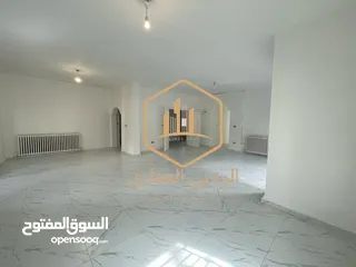 2 شقة / للايجار / ارضية / 3نوم / الصويفية