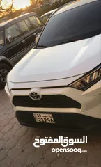  2 سيارة تويوتا Rav 4 بحالة ممتازة سيرفيس وكالة موديل 2020 ممشى السيارة 50 ألف