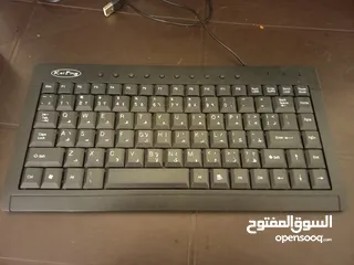  5 اكس بوكس سيريس اس بسعر لقطه ونضيف مع يد اصليه ما فيها أي عطل تواصل عن طريق سوق المفتوح