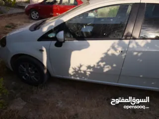  2 فيات بونتو