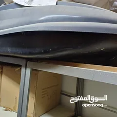  2 صندوق يوضع على ظهر السيارة