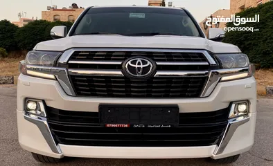  2 Toyota Land Cruisers 2021 GRAND TOURING 4.6 كاش او اقساط
