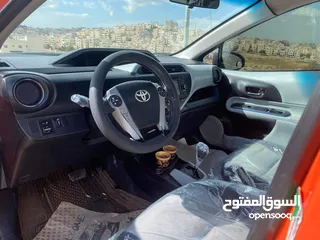  20 Toyota Prius C 2012 فل كامل