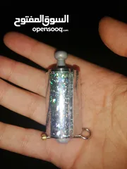  1 عصا سحرية ستانلس ستيل للحركات فقط بتنشد وبتترخا طولها وهي مسكره 5سنتي وهي فاتحه متر و20
