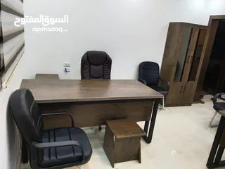  20 مكاتب مميزة  ارجل معدنية