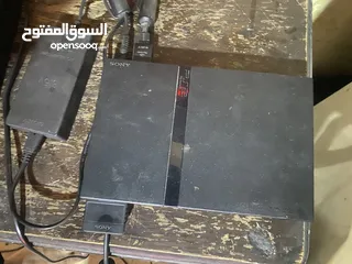  9 حاله ممتازه ابلايشتيشن 1 شغال مع سيديات عدد 150 شغالات العاب نادره وقديمه ايادي تحكم اصليه كاملا