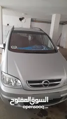  1 اوبل زفيرا 2004