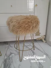  2 بفتين فرو من دون ظهر