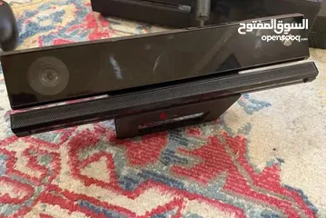  4 Xbox one with kinect and controller