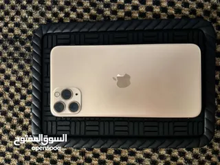  1 Iphone 11 pro mix 256g. P78