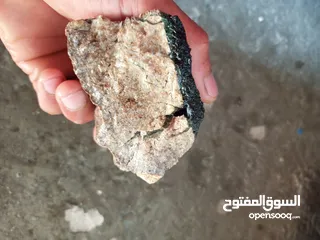  6 حجر زمرد خام