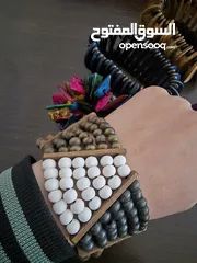  17 اساور خشبية ملونة جديدة