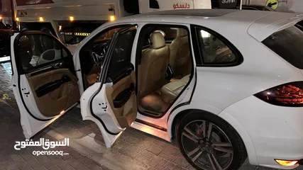  7 Porsche Cayenne GTS 2014 GCC خليجي - Low Mileage Excellent Condition