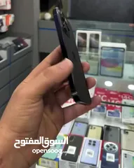  6 ايفون 14 برو 256 جيجا اسود مع عدد من الكڤرات عرض لاول شخص فقط 2199
