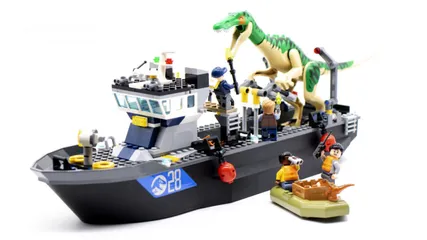  4 LEGO Jurassic World Baryonyx Dinosaur Boat Escape 76942 Building Kit