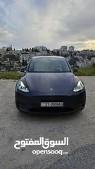  2 Tesla Model Y 2023