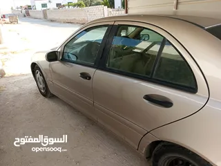  2 مرسيدس c200  2001