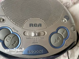  1 مسجل مع راديو مع cd 30    ساعة مع منبه مع راديو الكتروني10