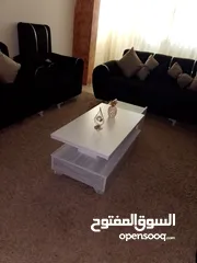  1 طاوله وسط مع سيرفيس