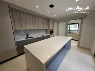  16 فيلا شبة مفروشة للإيجار ( Property 42250 )-175029420