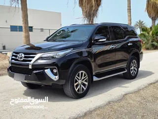  3 Toyota fortuner v6 4x4 1 owner