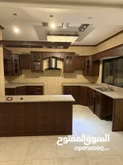  10 شقة للبيع في ام اذينة
