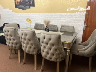  9 طاولة سفره 8 مقاعد بحالة الجديد